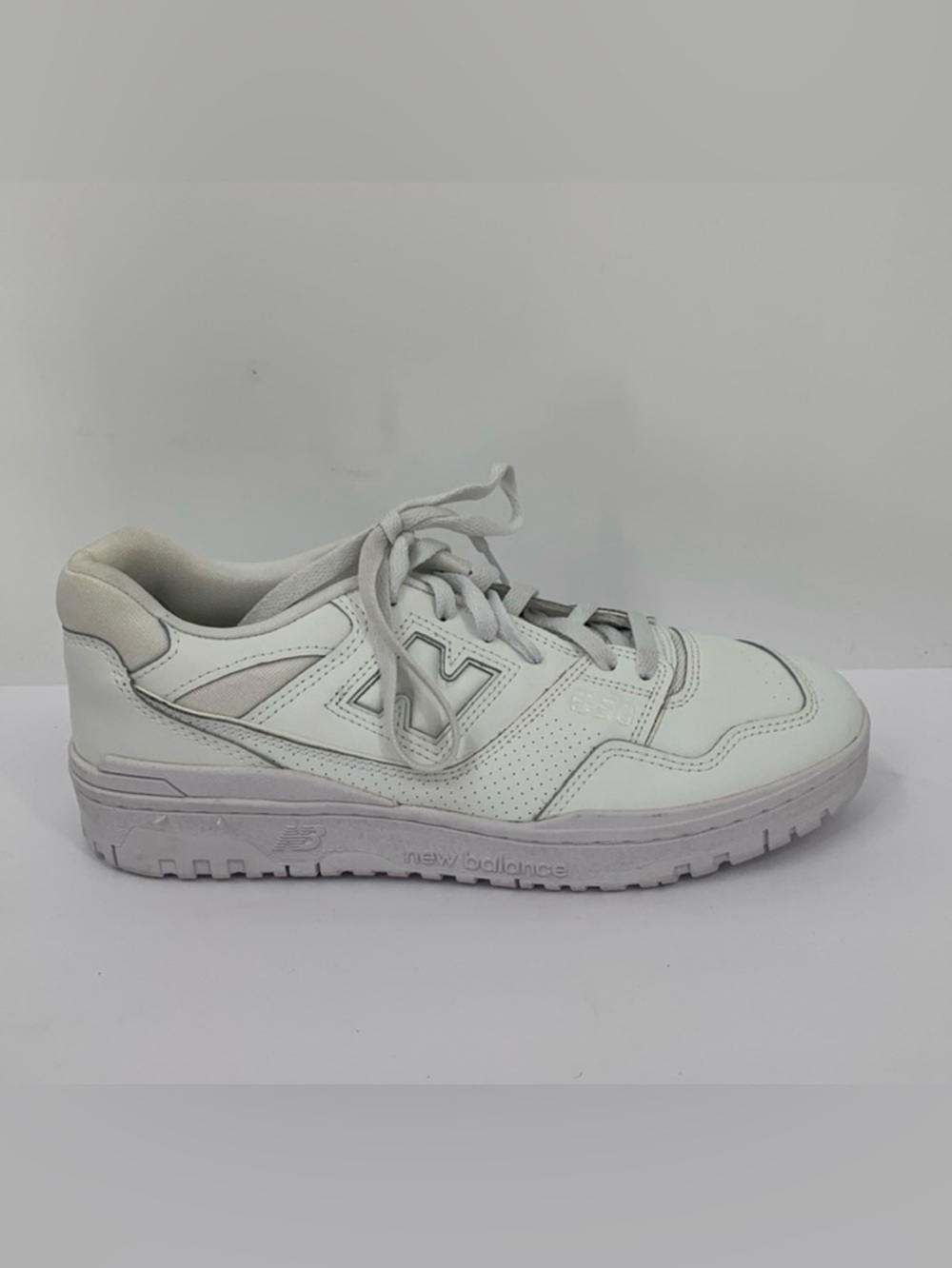 New Balance 550 sneaker shoe triple white lace-up tie men new 11
